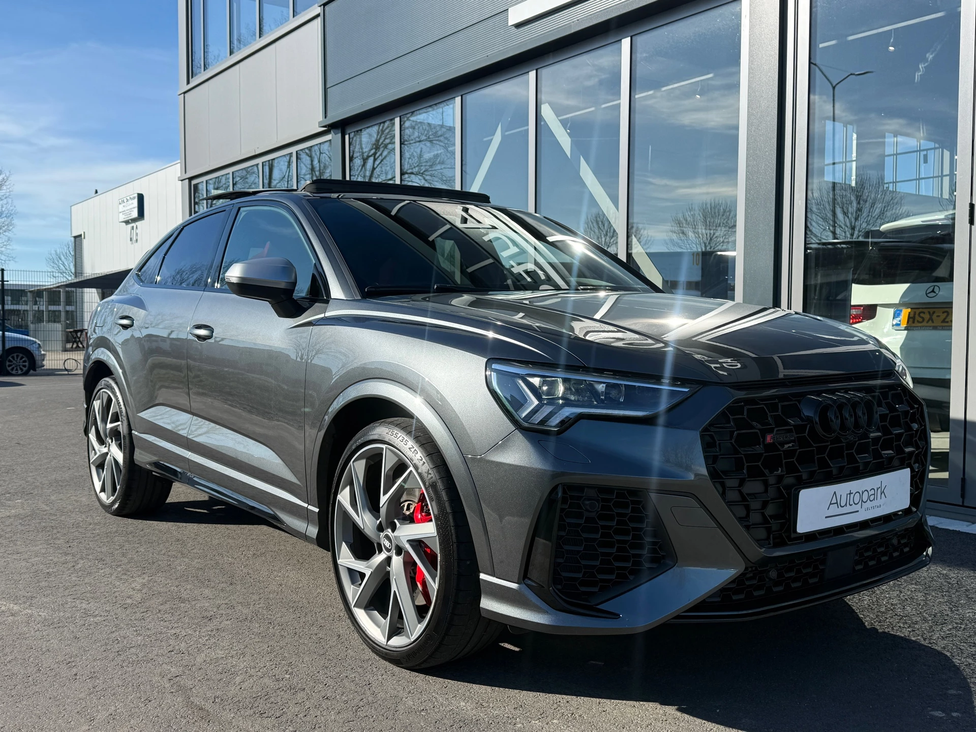 Hoofdafbeelding Audi RSQ3