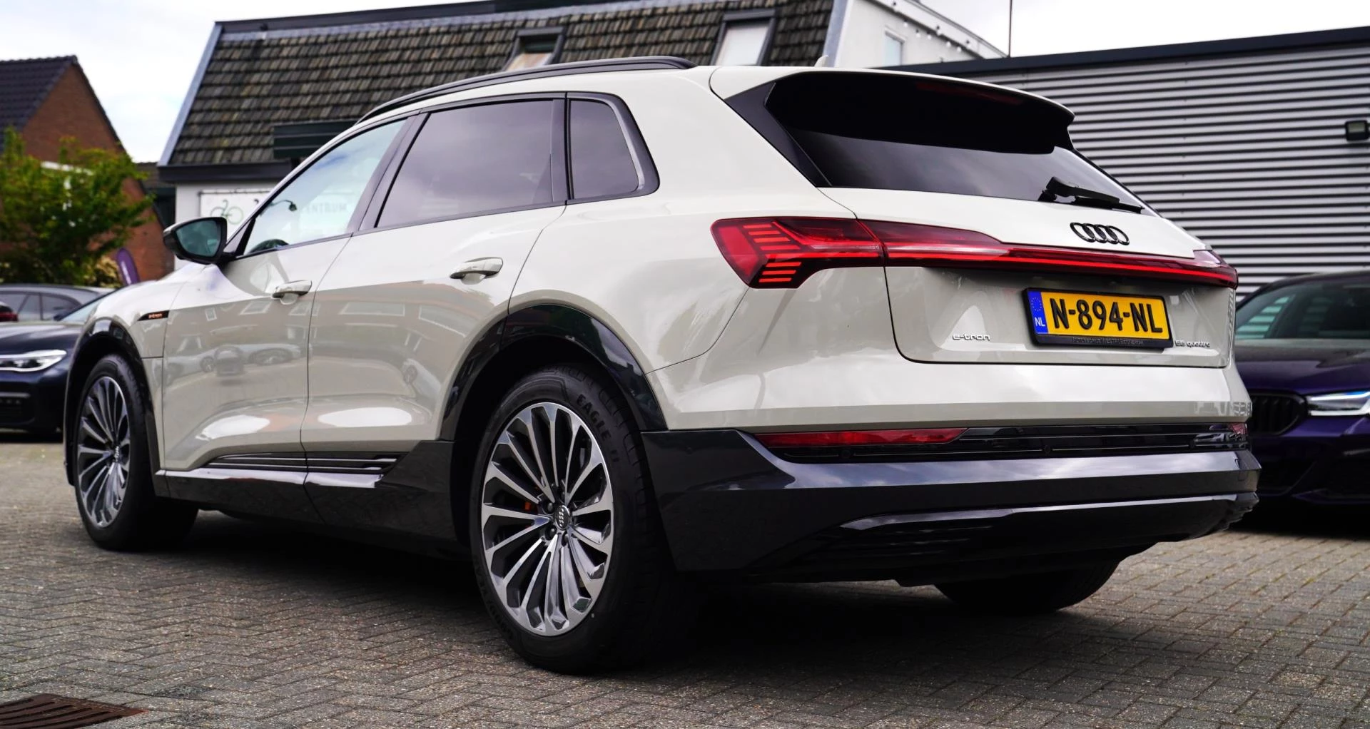 Hoofdafbeelding Audi e-tron