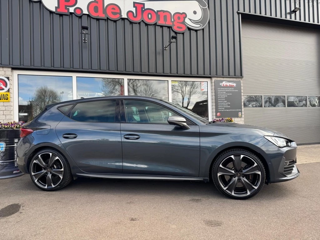 Hoofdafbeelding CUPRA Leon