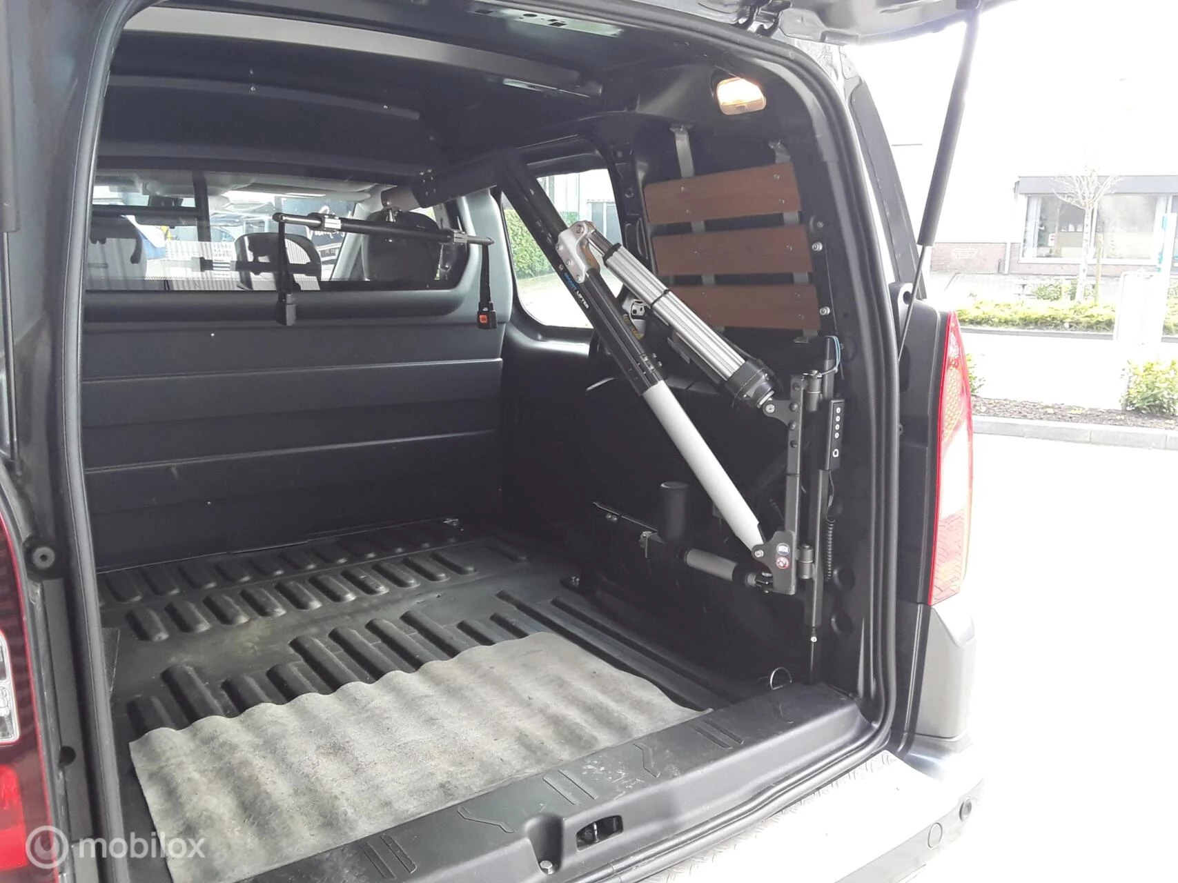 Hoofdafbeelding Peugeot Partner