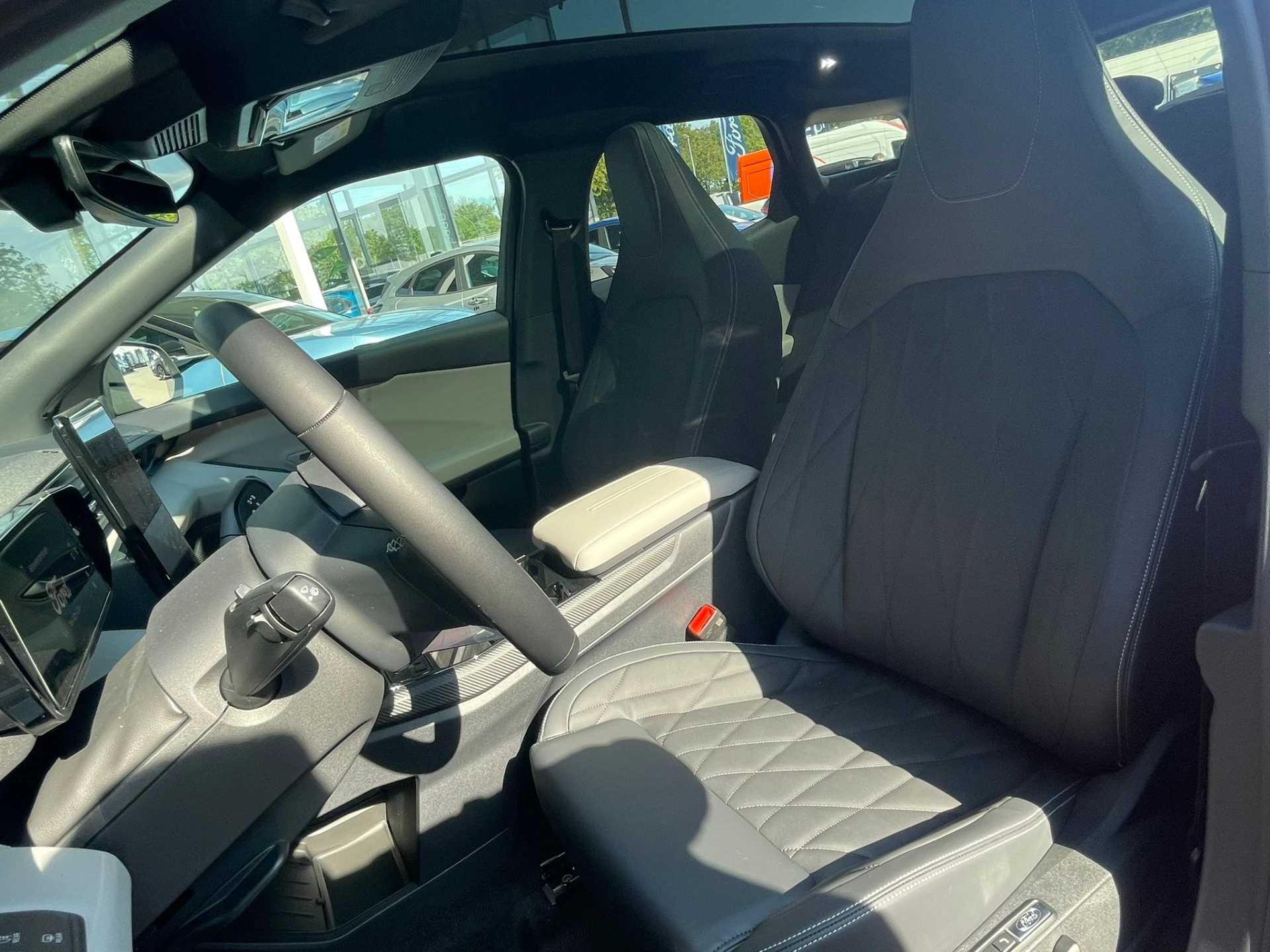 Hoofdafbeelding Ford Explorer