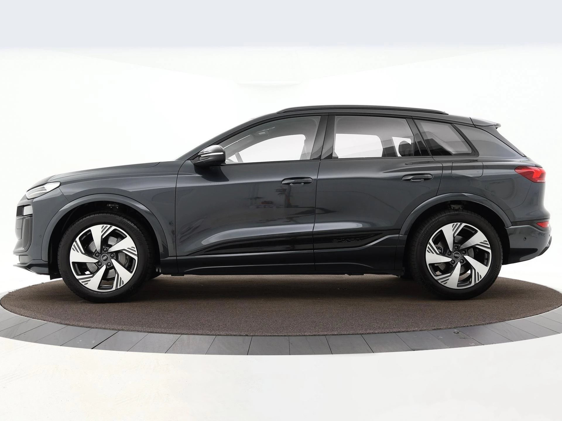 Hoofdafbeelding Audi Q6 e-tron