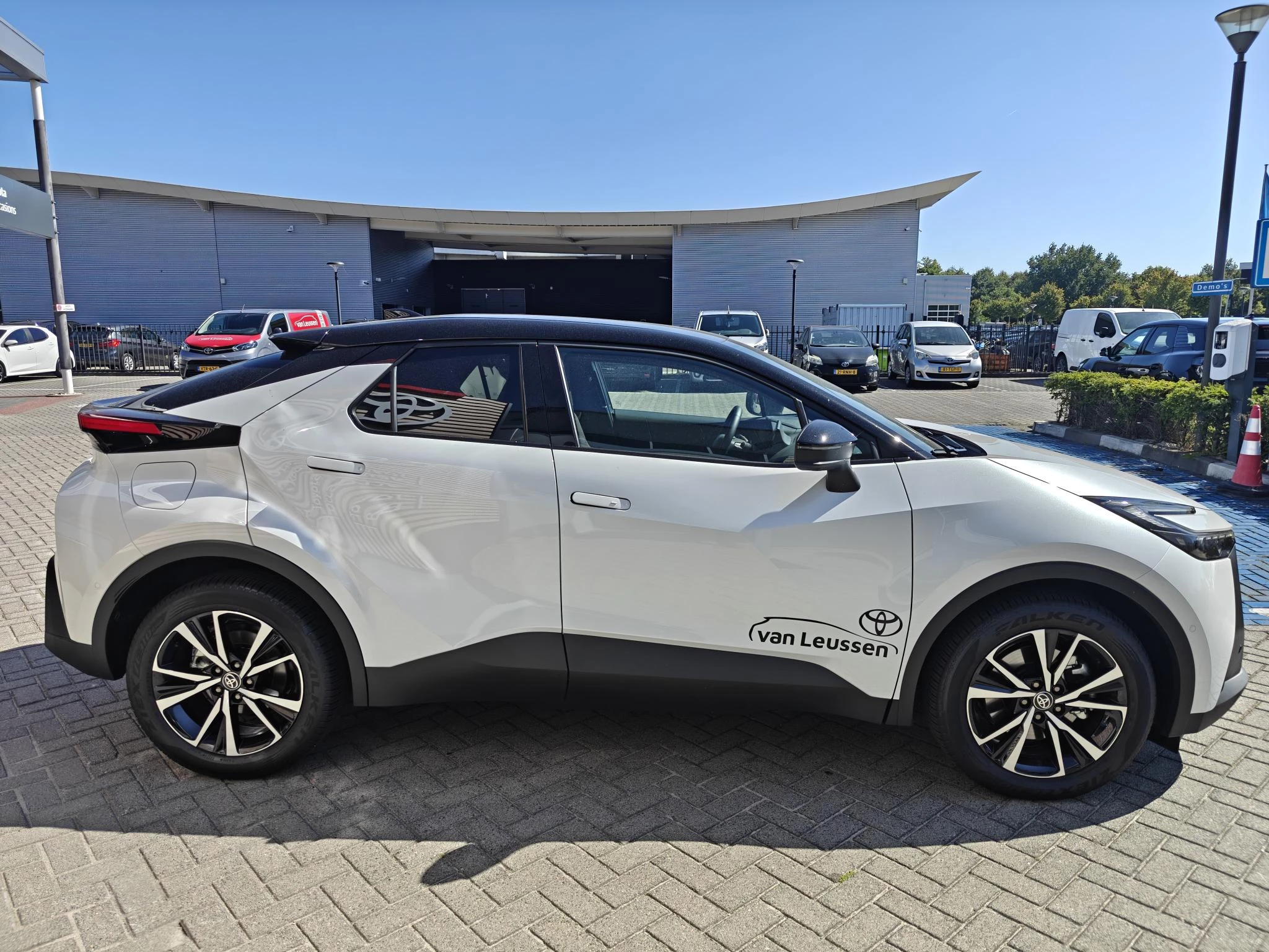 Hoofdafbeelding Toyota C-HR