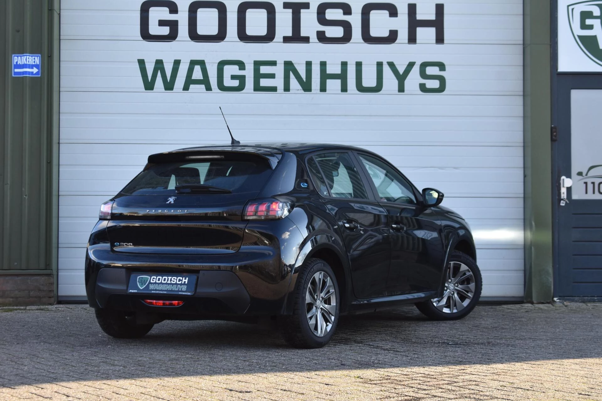 Hoofdafbeelding Peugeot e-208