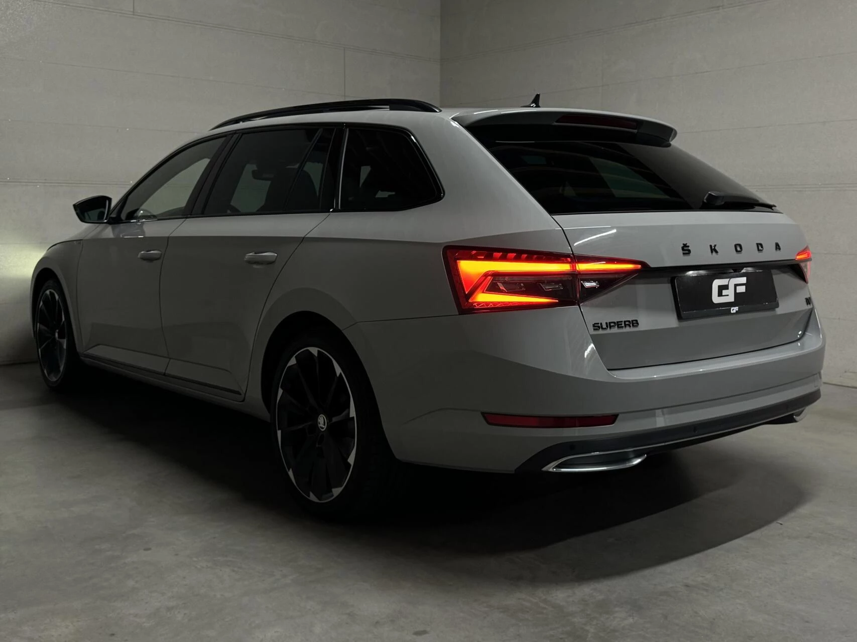 Hoofdafbeelding Škoda Superb