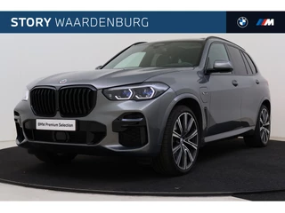 BMW X5 xDrive45e High Executive M Sport Automaat / Panoramadak Sky Lounge / Trekhaak / Laserlight / Bowers & Wilkins / Head-Up / Parking Assistant Plus / Stoelventilatie / Active Steering