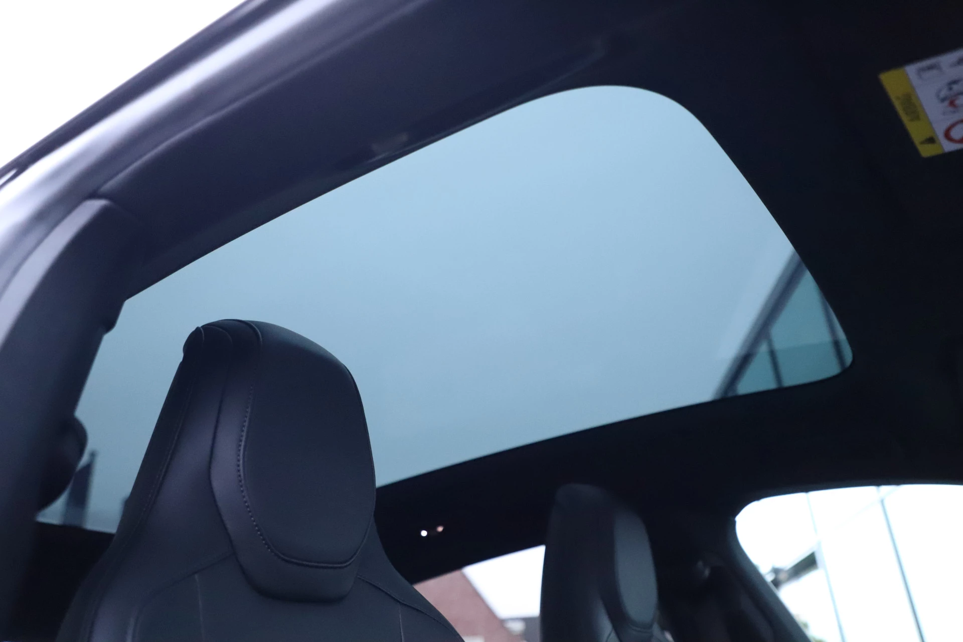 Hoofdafbeelding Porsche Taycan