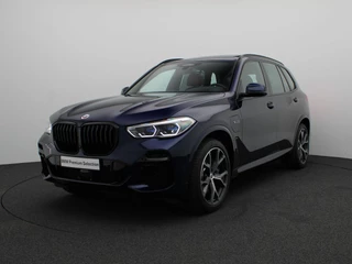 BMW X5 xDrive45e High Executive | M Sportpakket | Safety Pack | BMW Personal CoPilot Pack | Integral Active Steering | Trekhaak | Panoramadak | Driving Assistant Professional | Harman Kardon | 21''