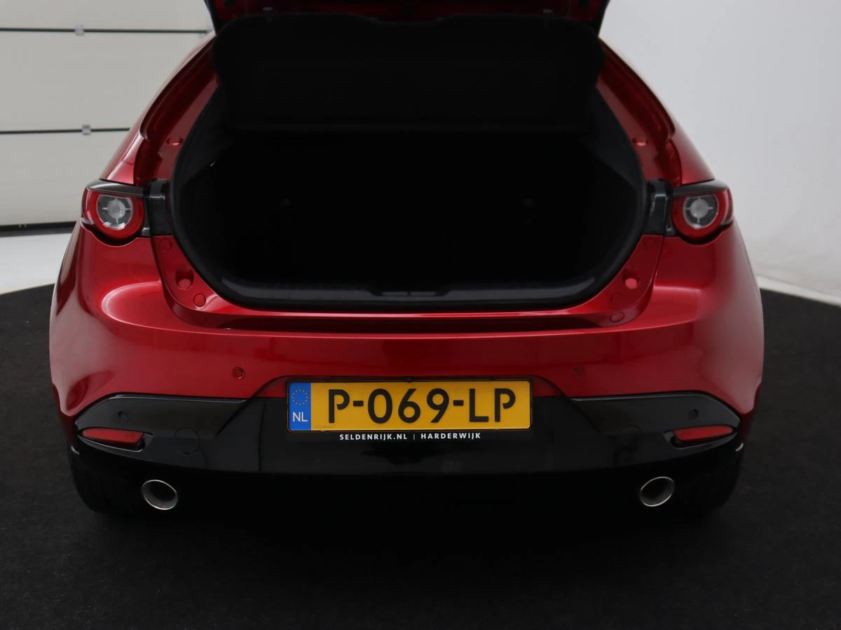 Hoofdafbeelding Mazda 3