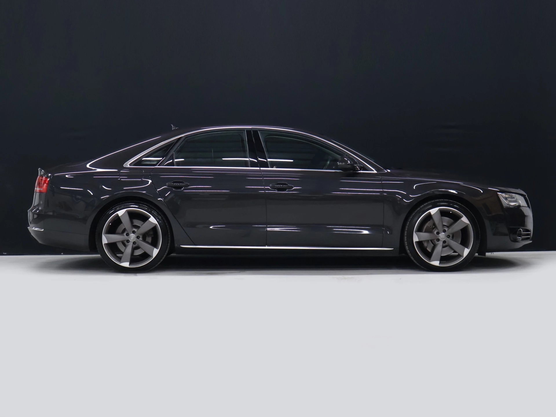 Hoofdafbeelding Audi A8