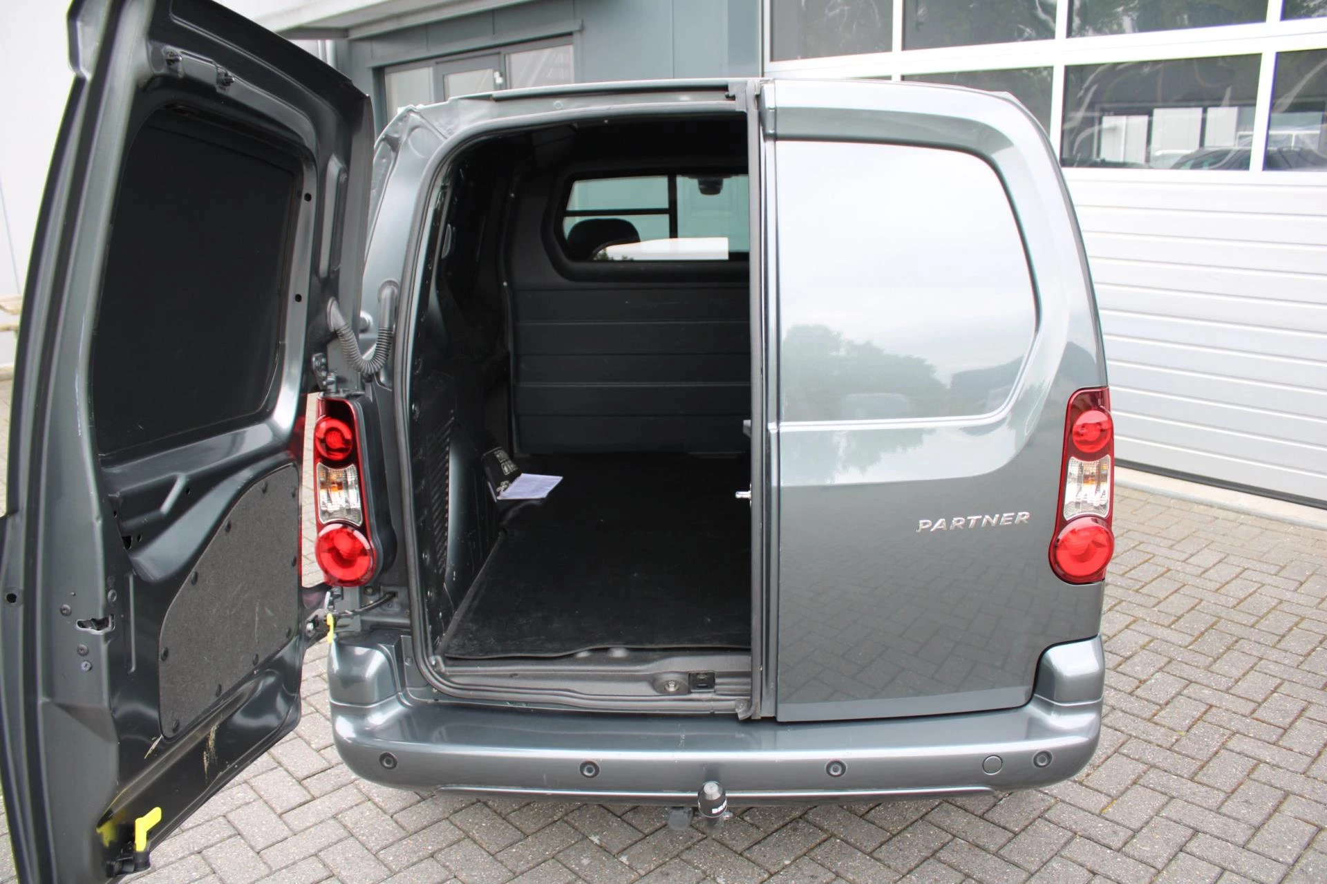Hoofdafbeelding Peugeot Partner