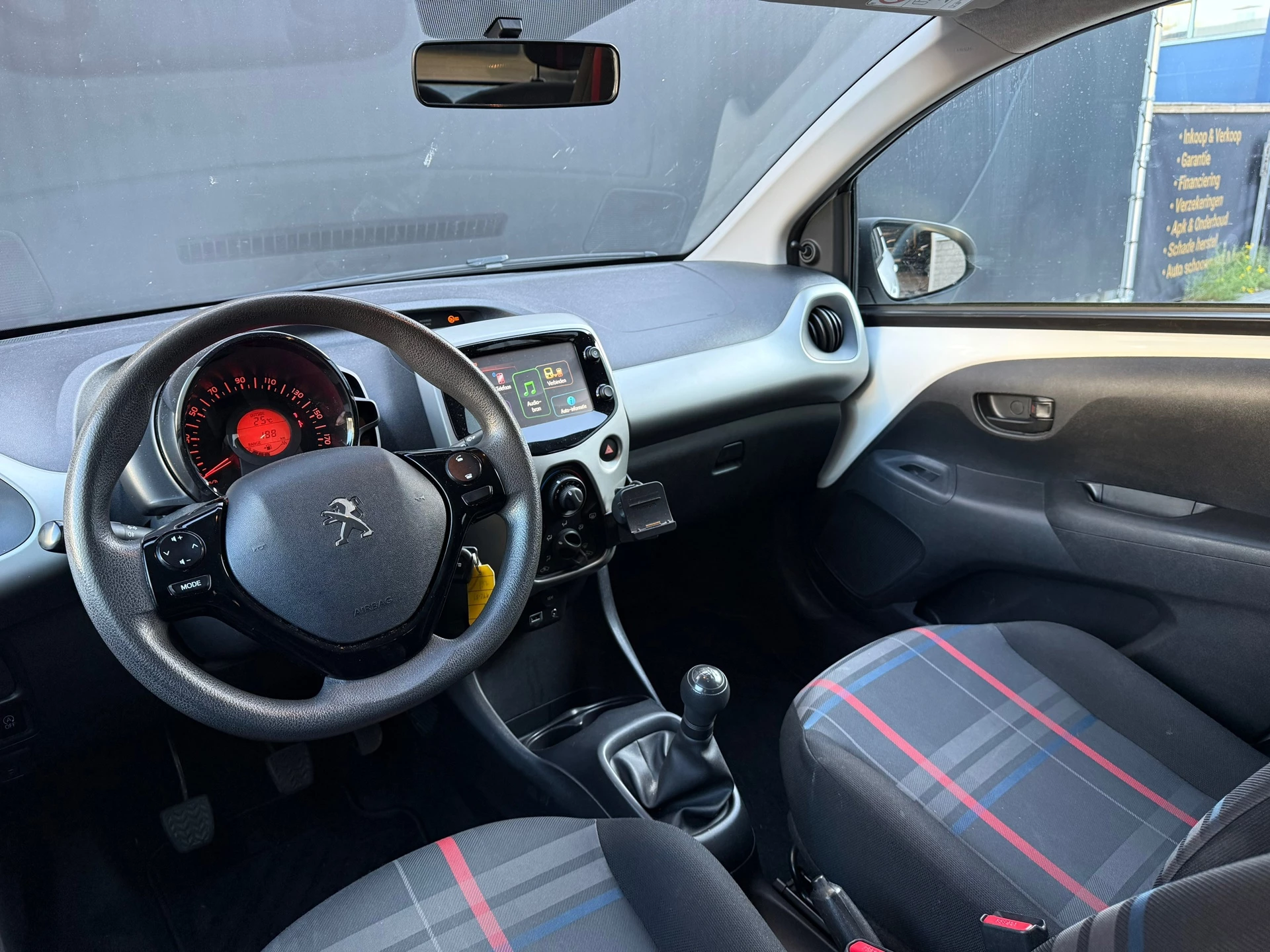 Hoofdafbeelding Peugeot 108