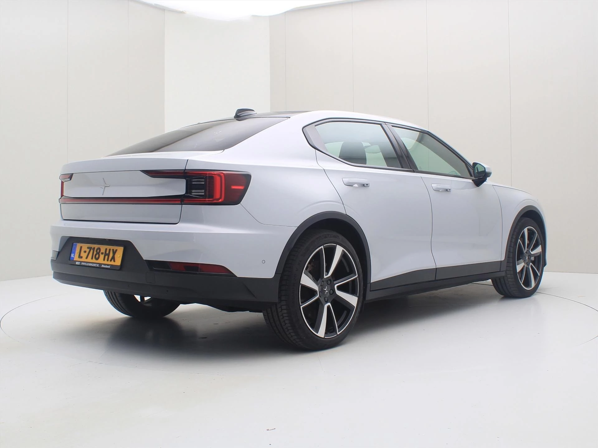 Hoofdafbeelding Polestar 2