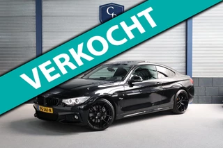 Hoofdafbeelding BMW 4 Serie BMW 4-serie Coupé 440i M-Sport ARMYTRIX/LED/SCHUIFDAK/LEER+S.VERWARMING/20" LMV/CAM/CRUISE/ECC/12 MND GARANTIE!