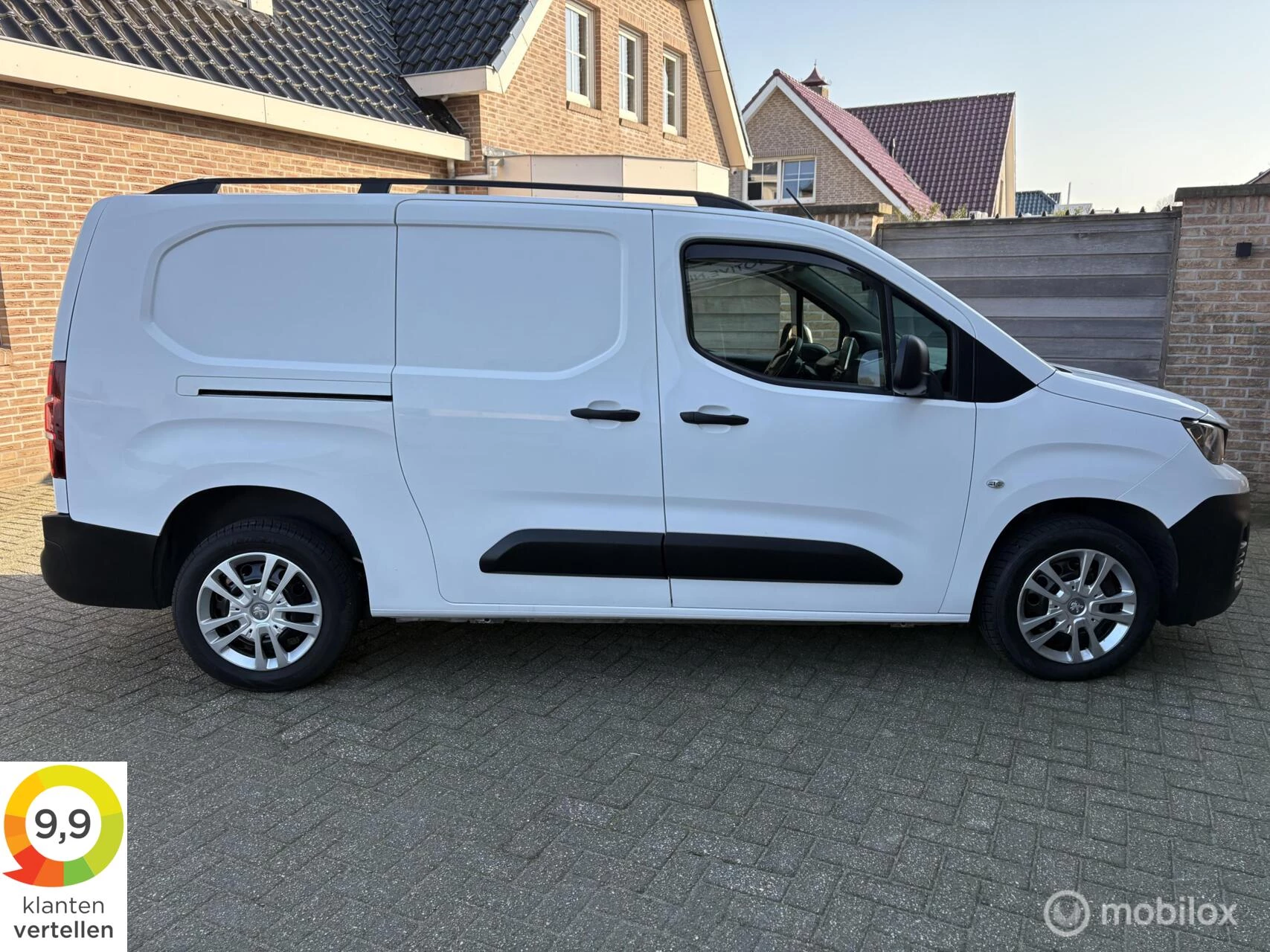 Hoofdafbeelding Peugeot Partner