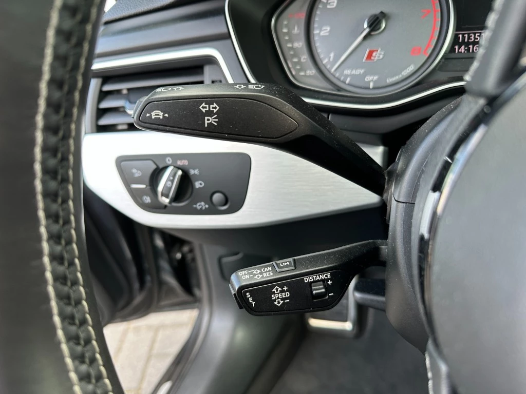 Hoofdafbeelding Audi S5