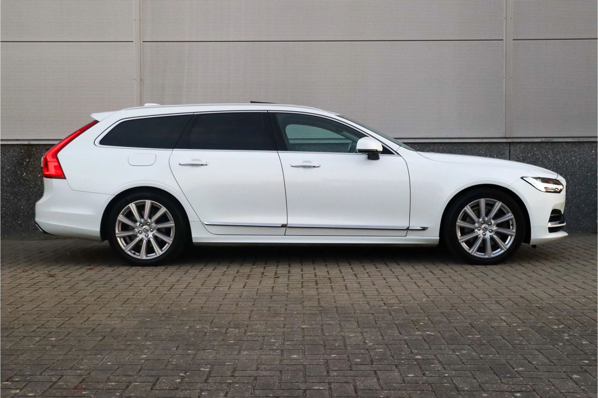 Hoofdafbeelding Volvo V90