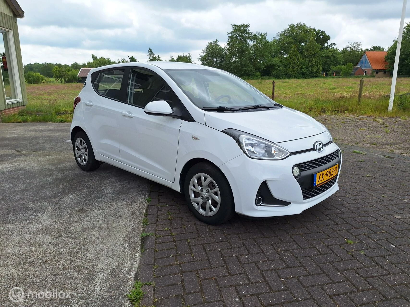 Hoofdafbeelding Hyundai i10