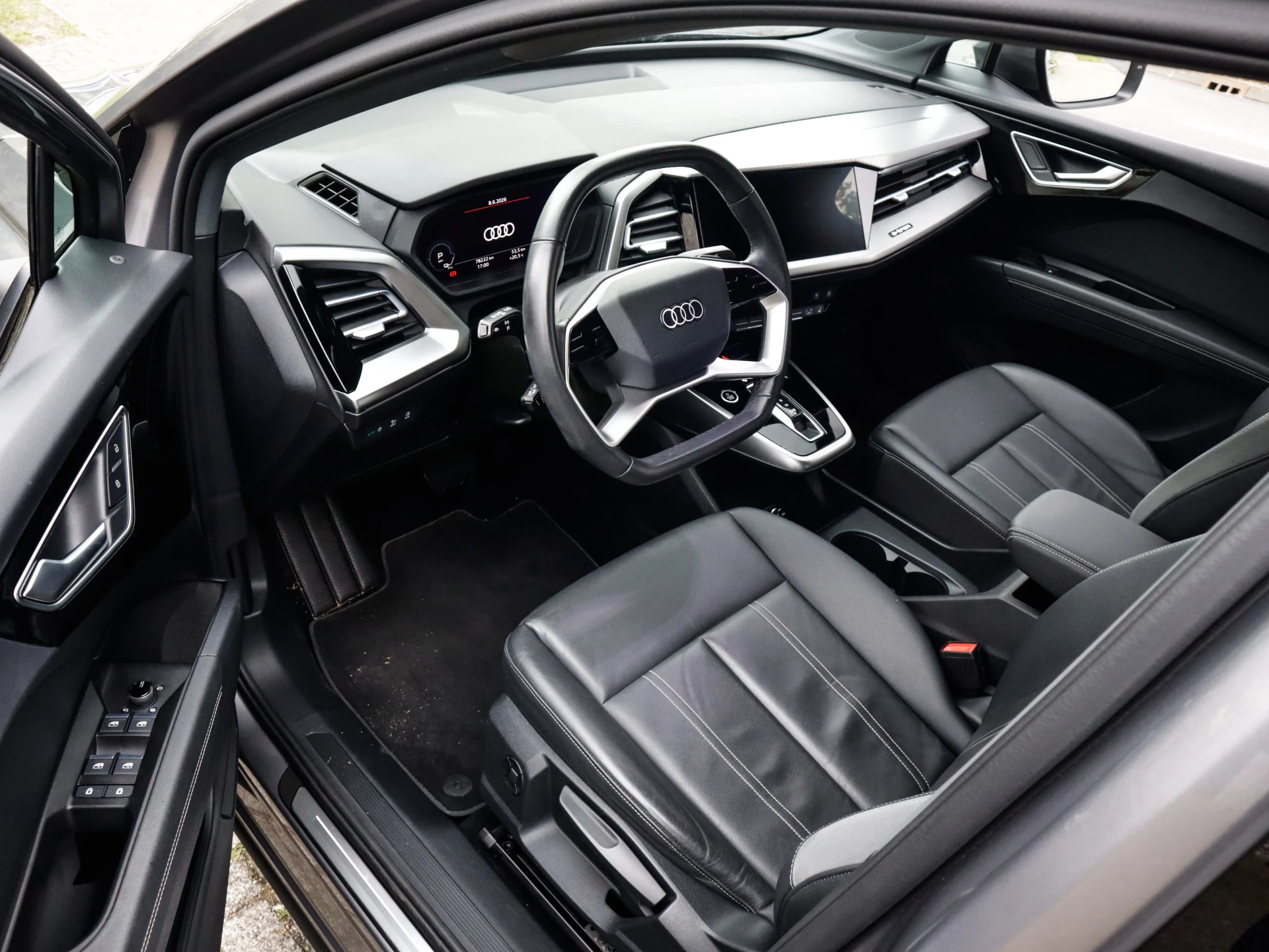 Hoofdafbeelding Audi Q4 Sportback e-tron