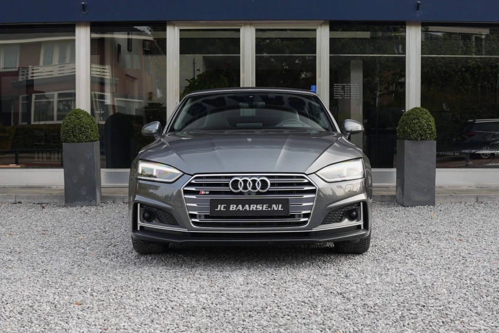 Hoofdafbeelding Audi S5