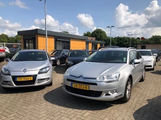 Hoofdafbeelding Citroën C5 Citroën C5 1.6 HDI BUSINESS AFGEPRIJSD VAN 3900 EUR) VOOR 2950 EURO!!!!