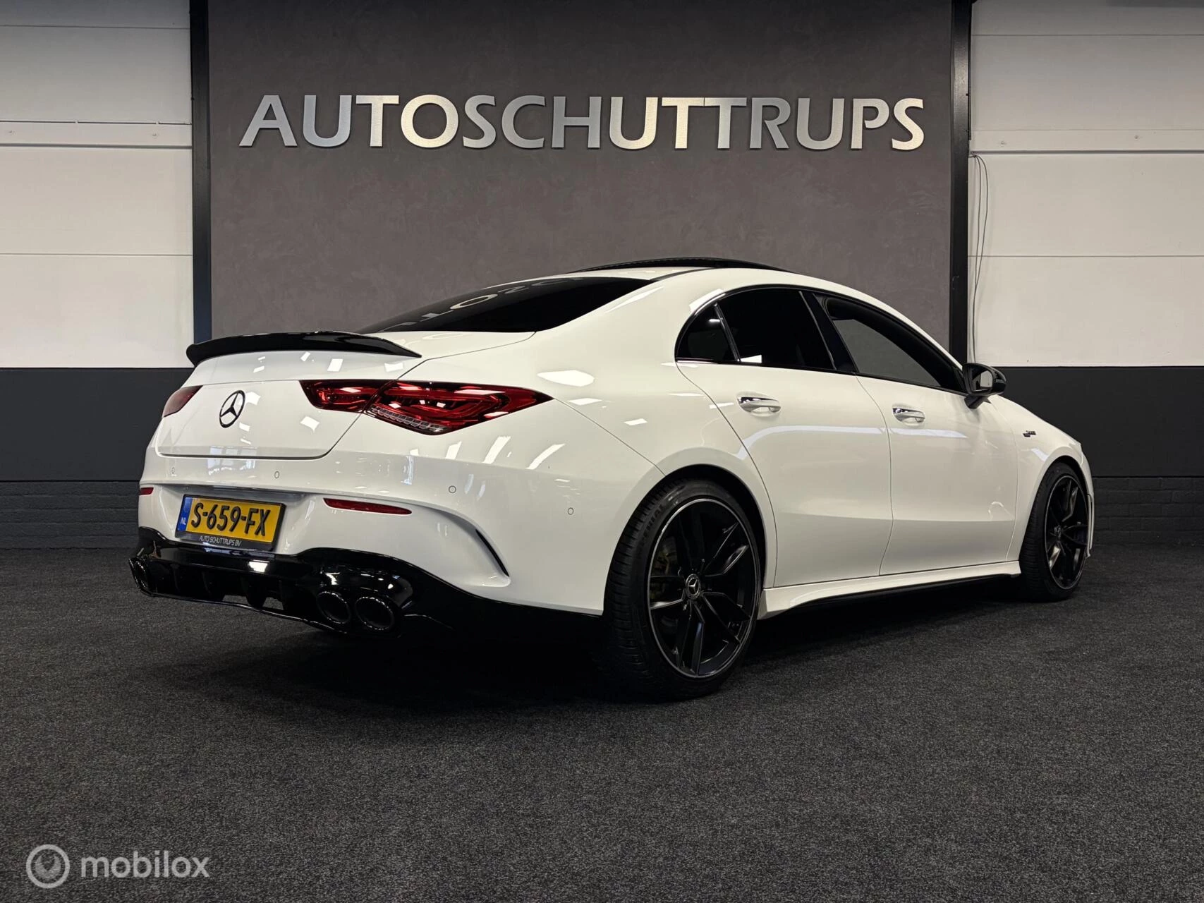 Hoofdafbeelding Mercedes-Benz CLA