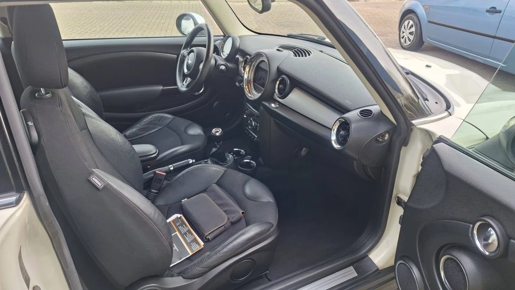 Hoofdafbeelding MINI One