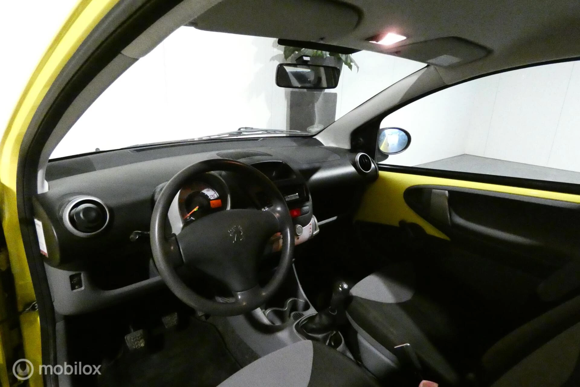 Hoofdafbeelding Peugeot 107