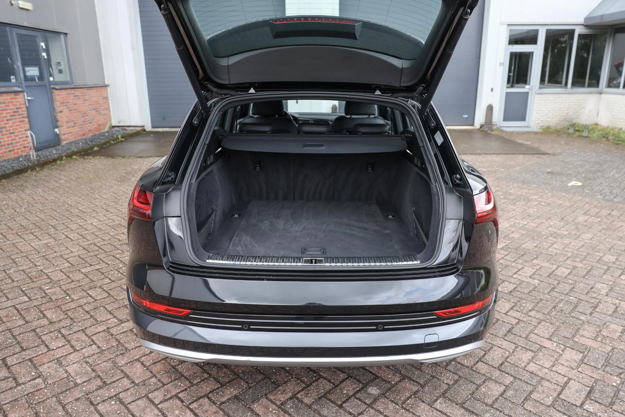 Hoofdafbeelding Audi e-tron