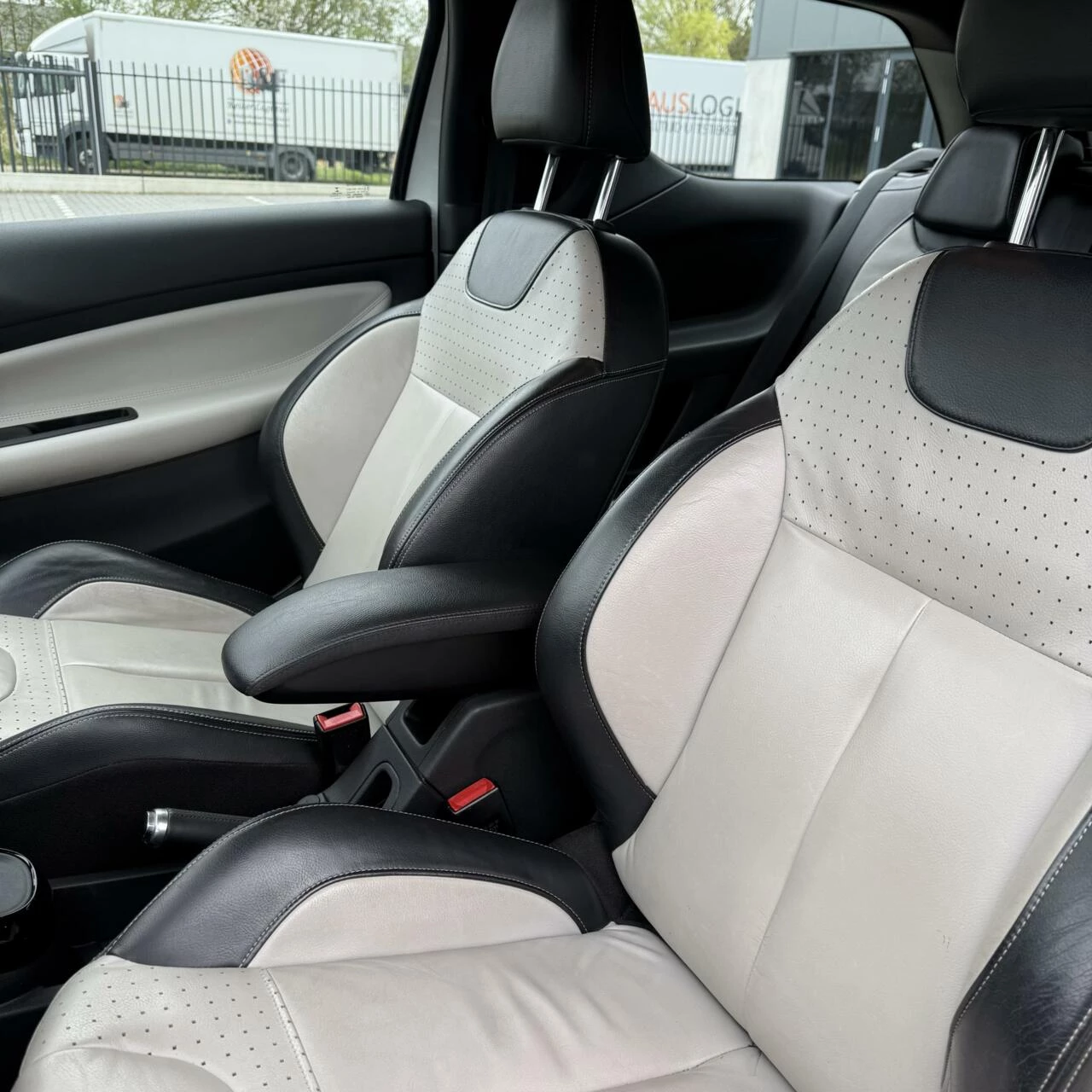 Hoofdafbeelding DS DS 3