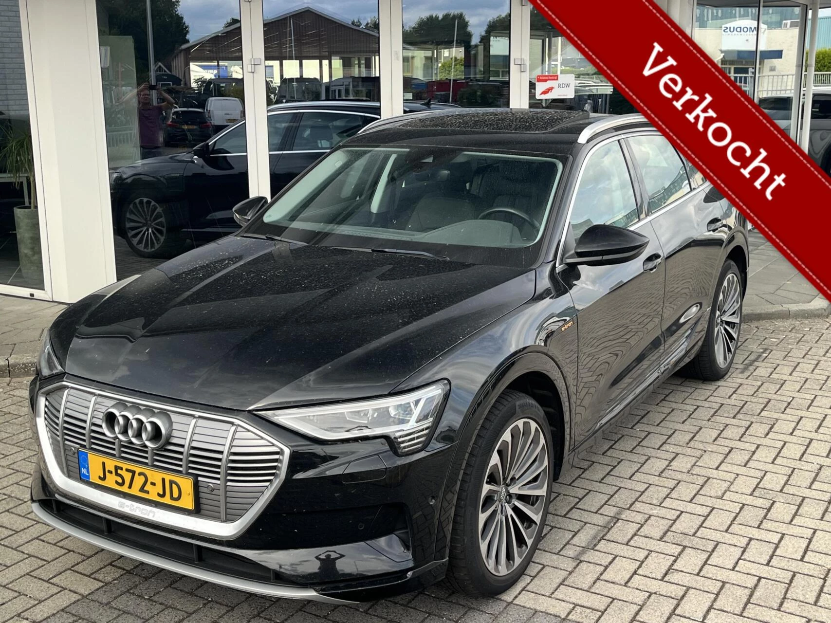 Hoofdafbeelding Audi e-tron