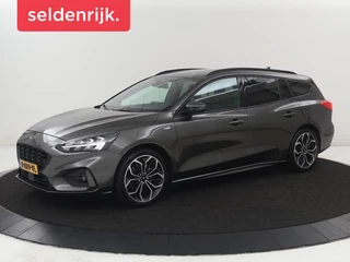 Ford Focus 1.5 EcoBoost ST Line | Stoelverwarming |  Adaptive cruise | Camera | Carplay | Stuurverwarming | Navigatie | Full LED | Parkeerhulp | Climate control | Bluetooth