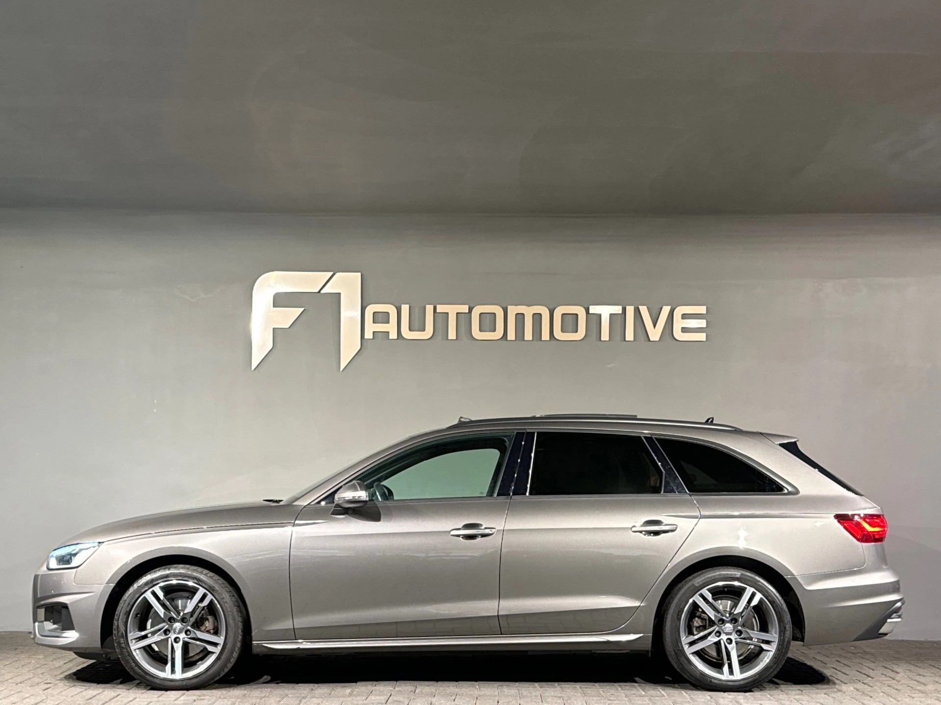 Hoofdafbeelding Audi A4