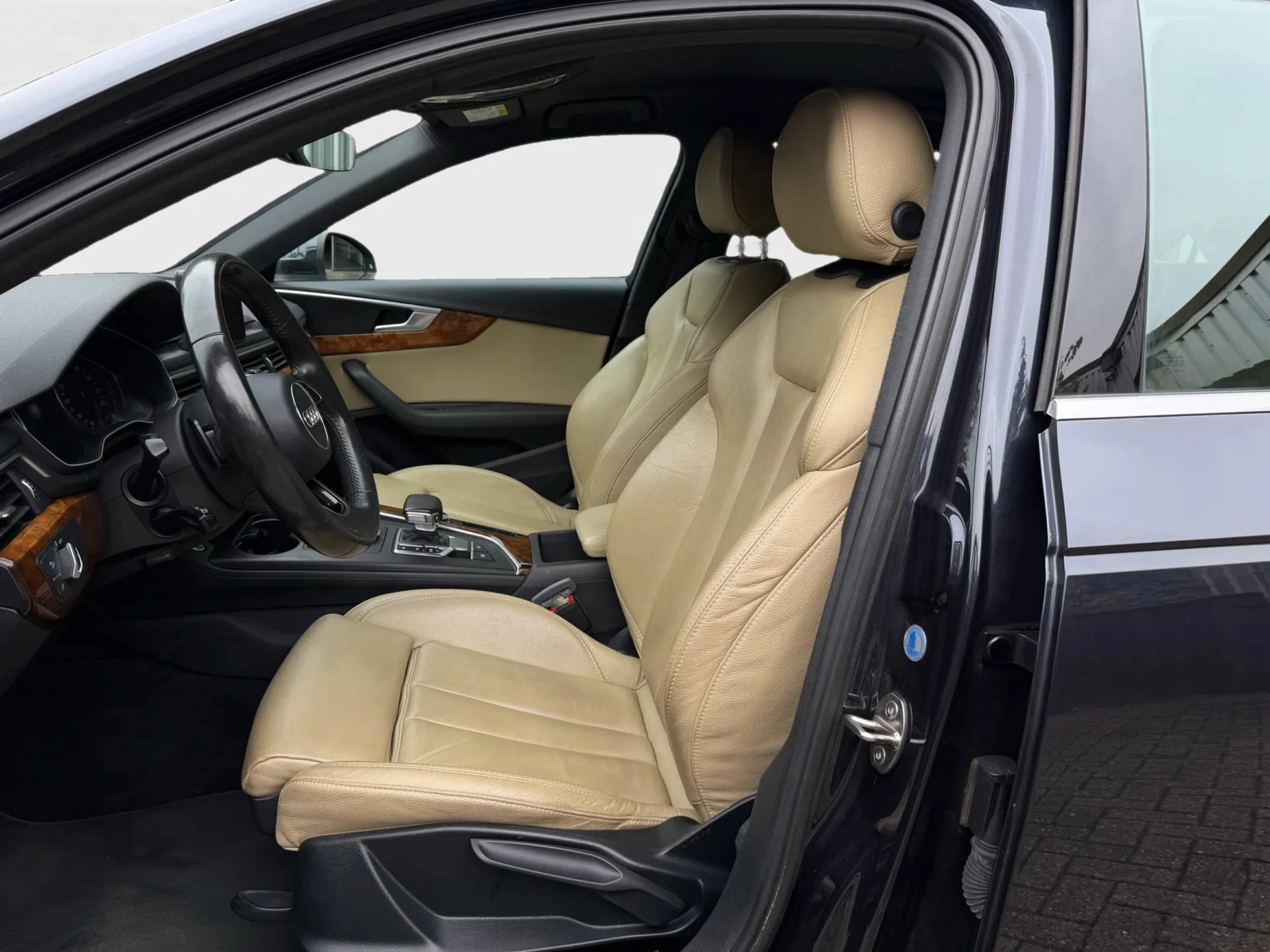 Hoofdafbeelding Audi A4