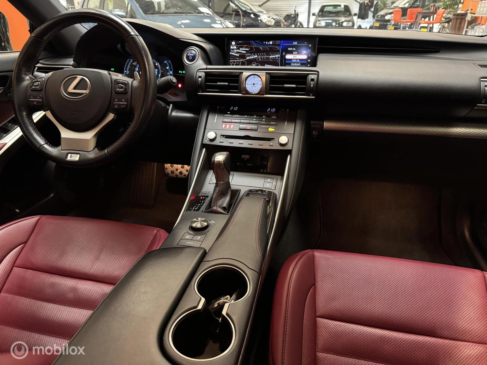 Hoofdafbeelding Lexus IS