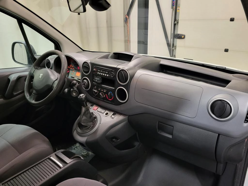 Hoofdafbeelding Peugeot Partner