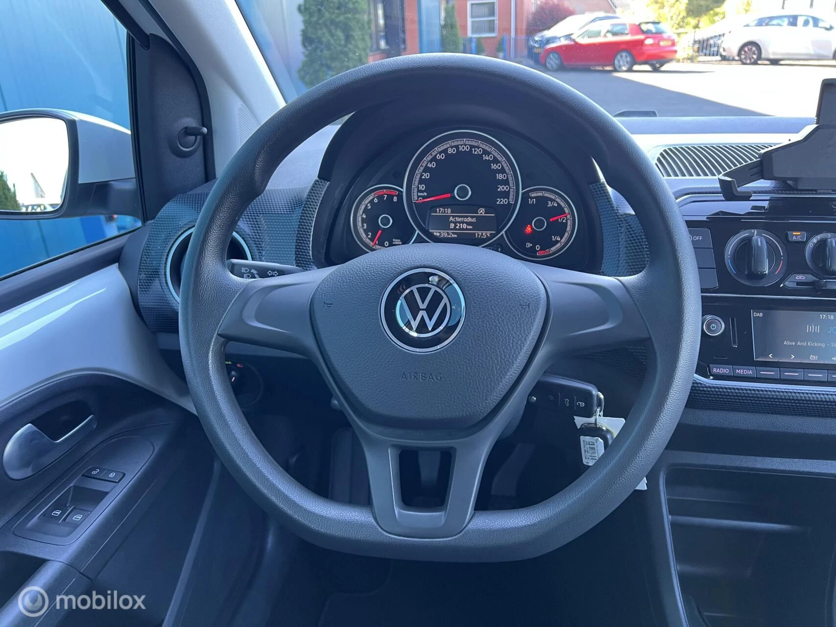 Hoofdafbeelding Volkswagen up!
