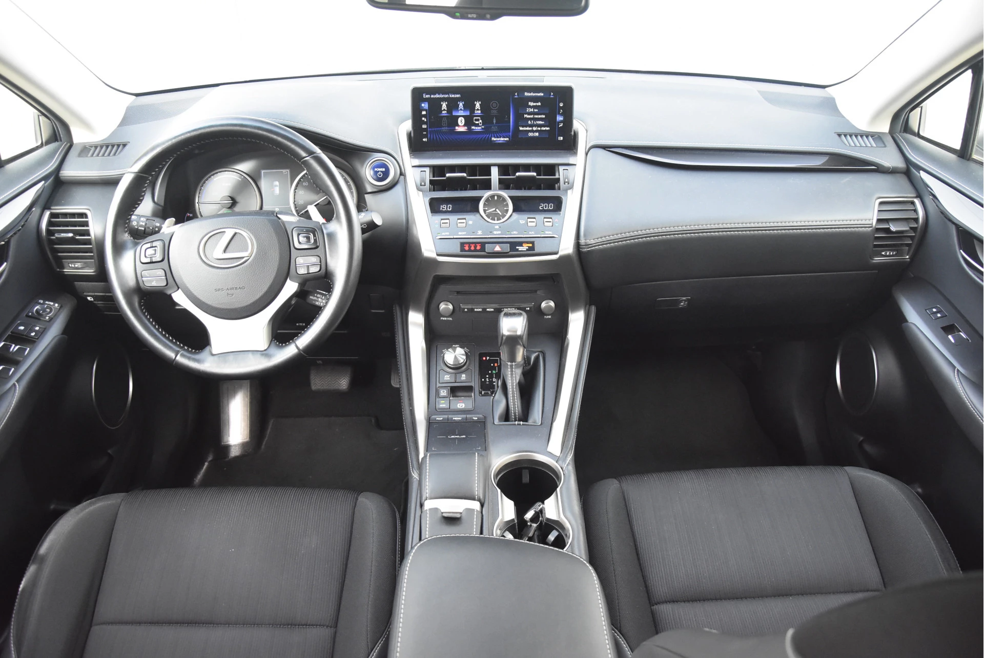 Hoofdafbeelding Lexus NX