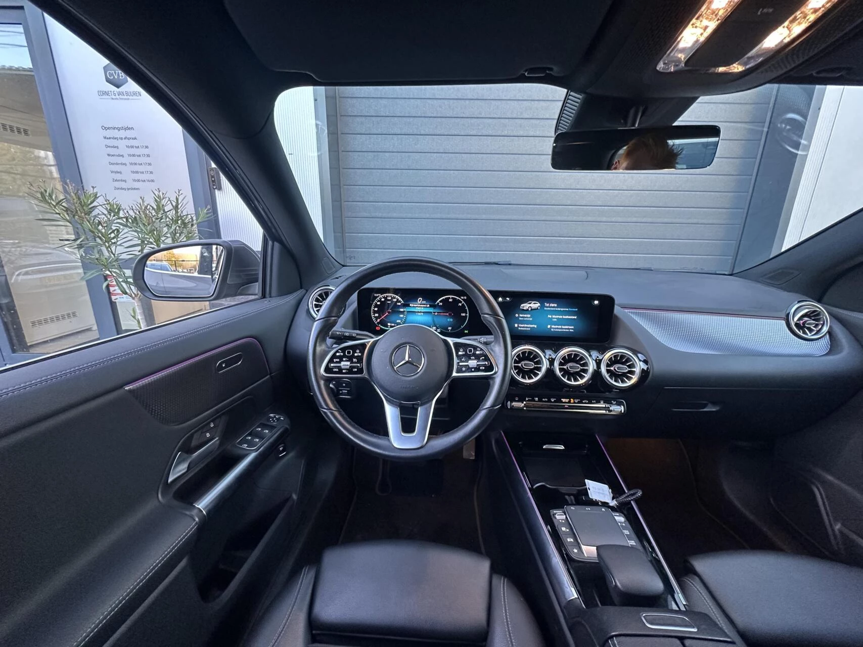 Hoofdafbeelding Mercedes-Benz EQA