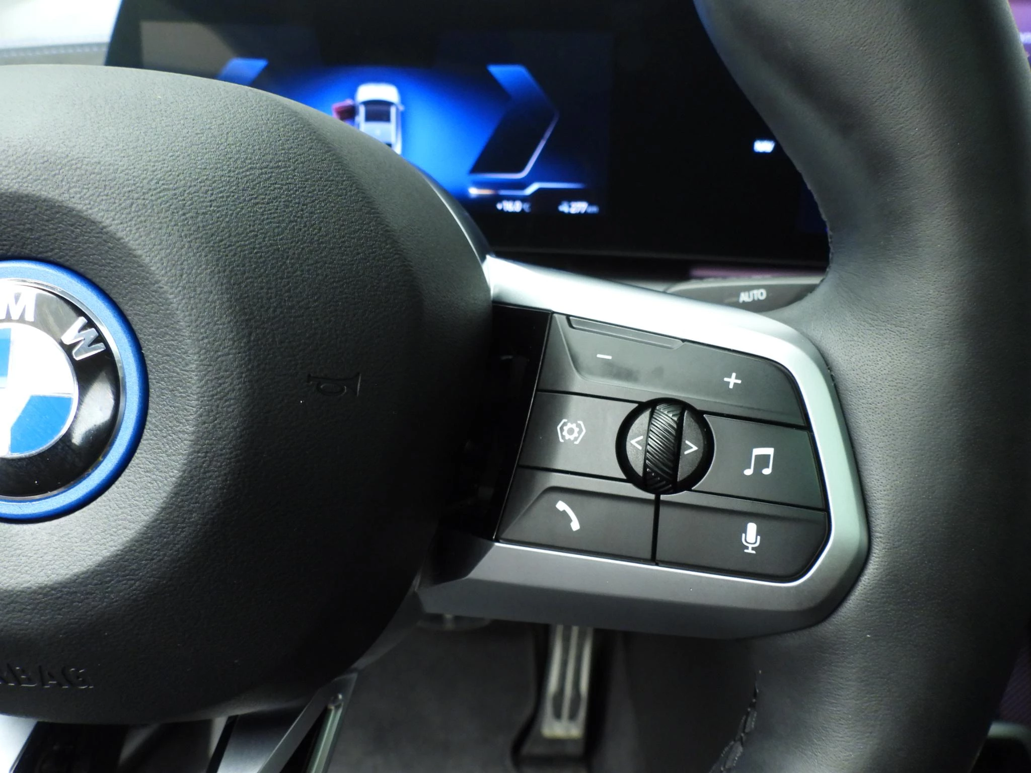 Hoofdafbeelding BMW iX2