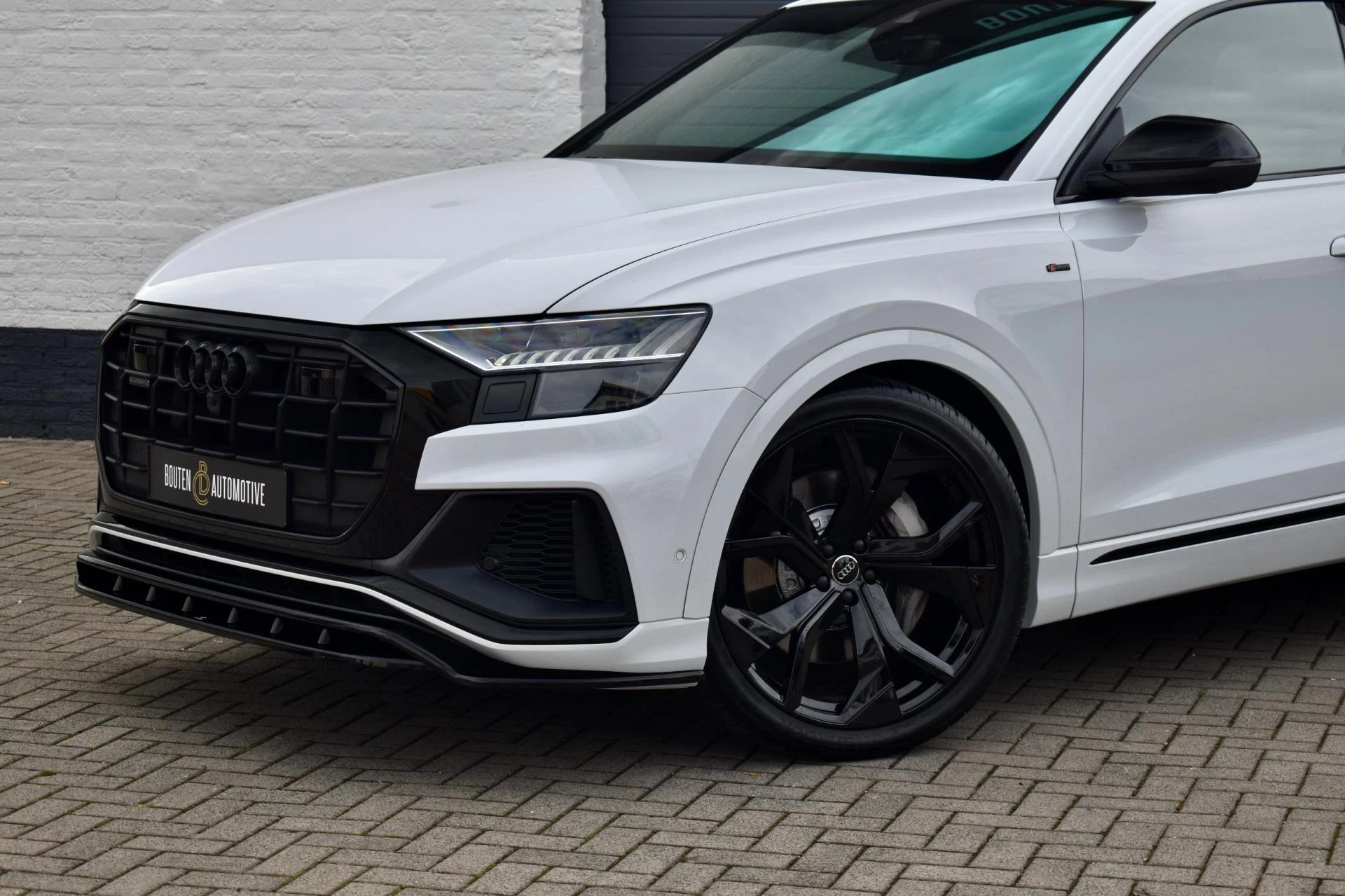 Hoofdafbeelding Audi Q8