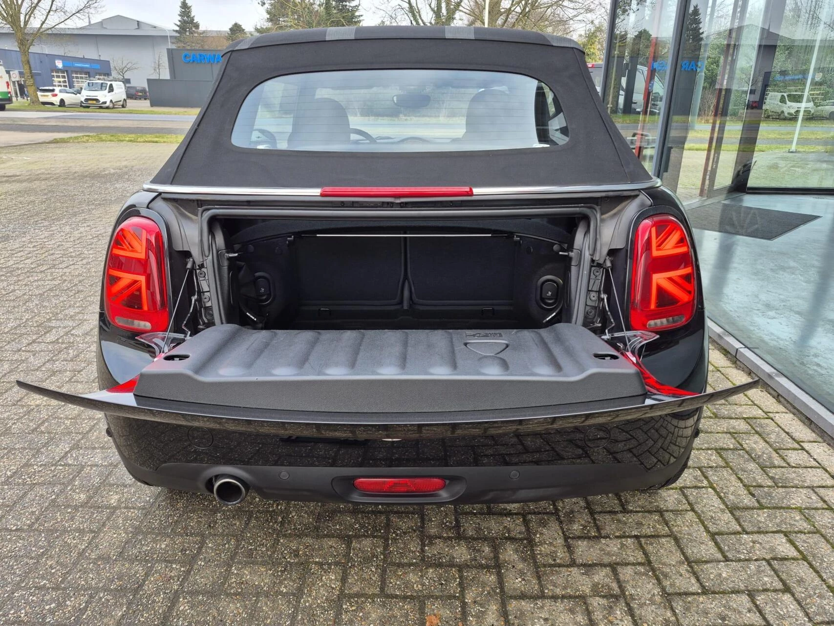 Hoofdafbeelding MINI Cooper Cabrio