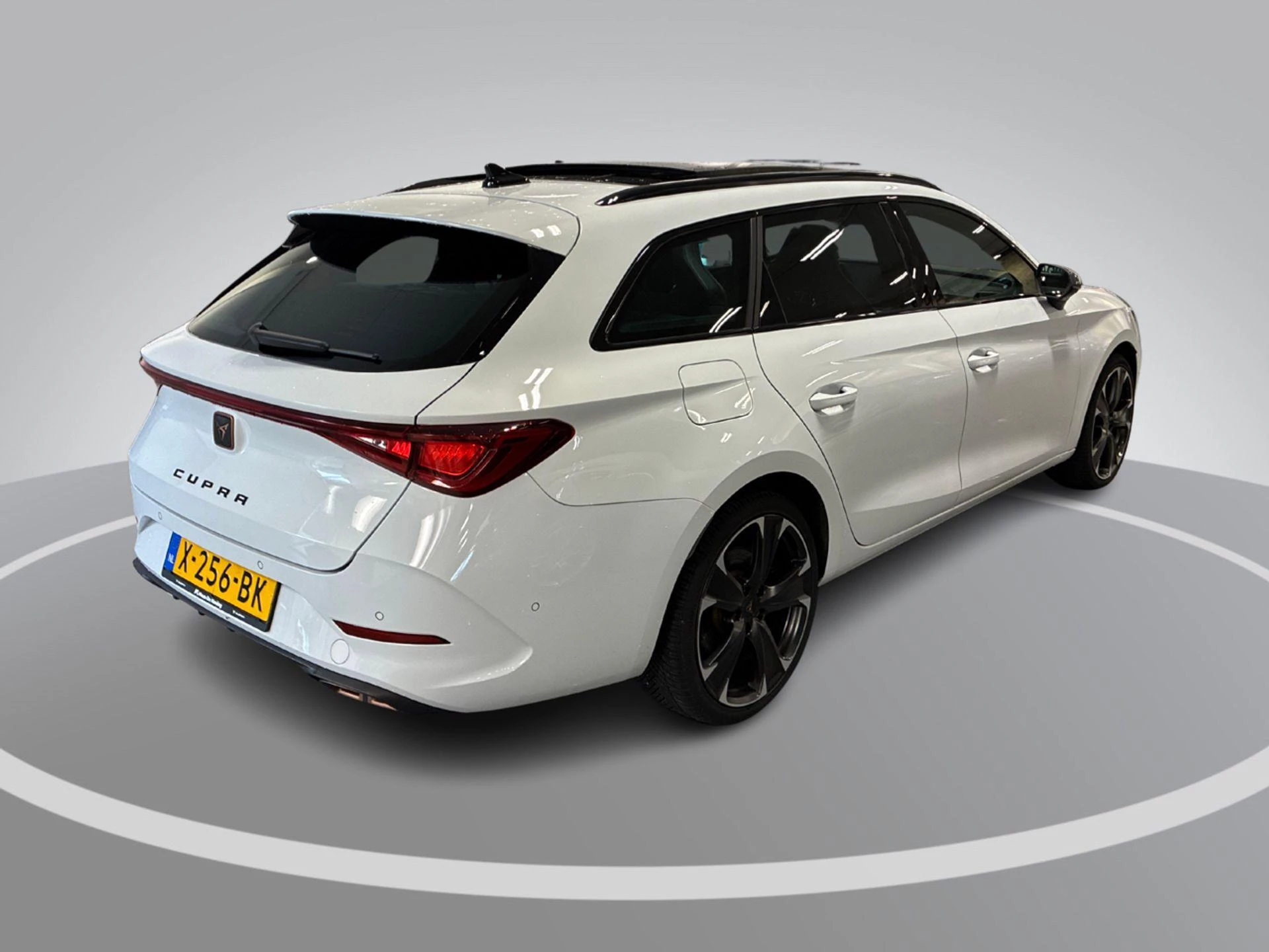 Hoofdafbeelding CUPRA Leon Sportstourer