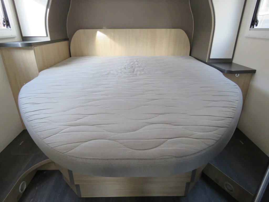 Hoofdafbeelding Chausson 648