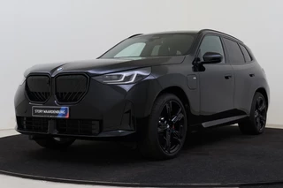 BMW X3 30e xDrive High Executive M Sport Automaat / Panoramadak / Trekhaak / Sportstoelen / Adaptieve LED / Parking Assistant Plus / Live Cockpit Professional / Comfort Access
