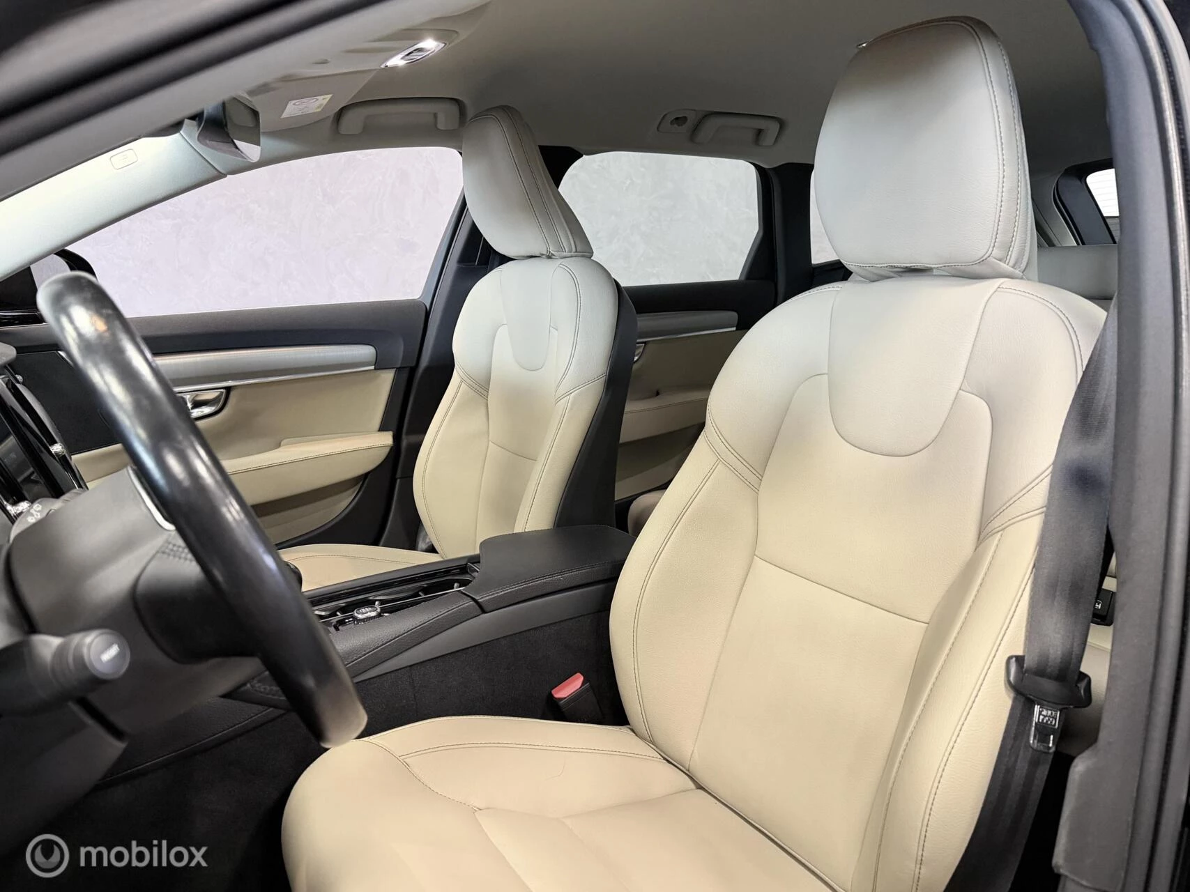 Hoofdafbeelding Volvo V90