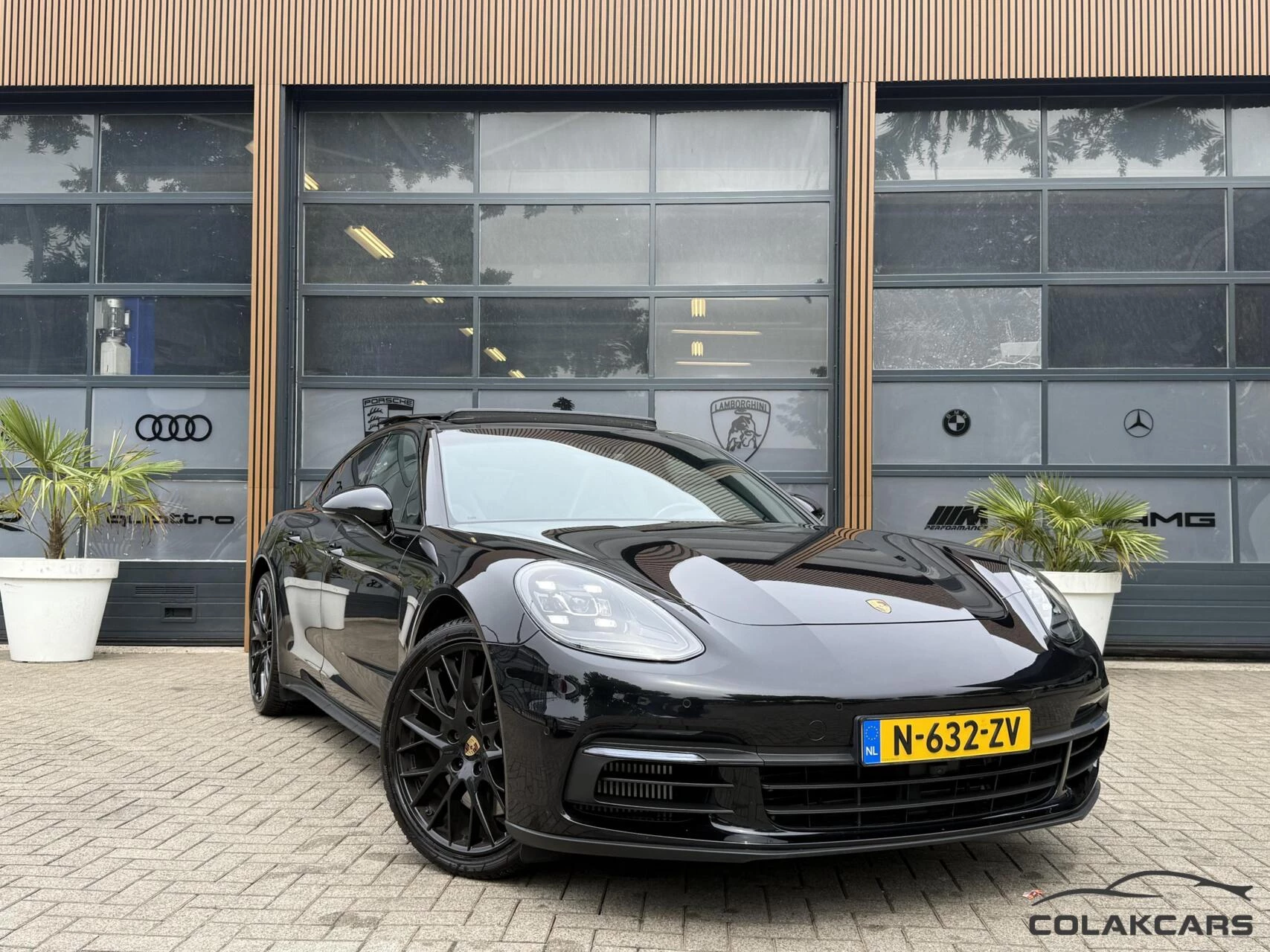 Hoofdafbeelding Porsche Panamera