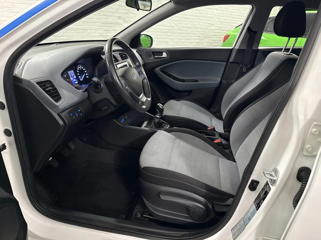 Hoofdafbeelding Hyundai i20