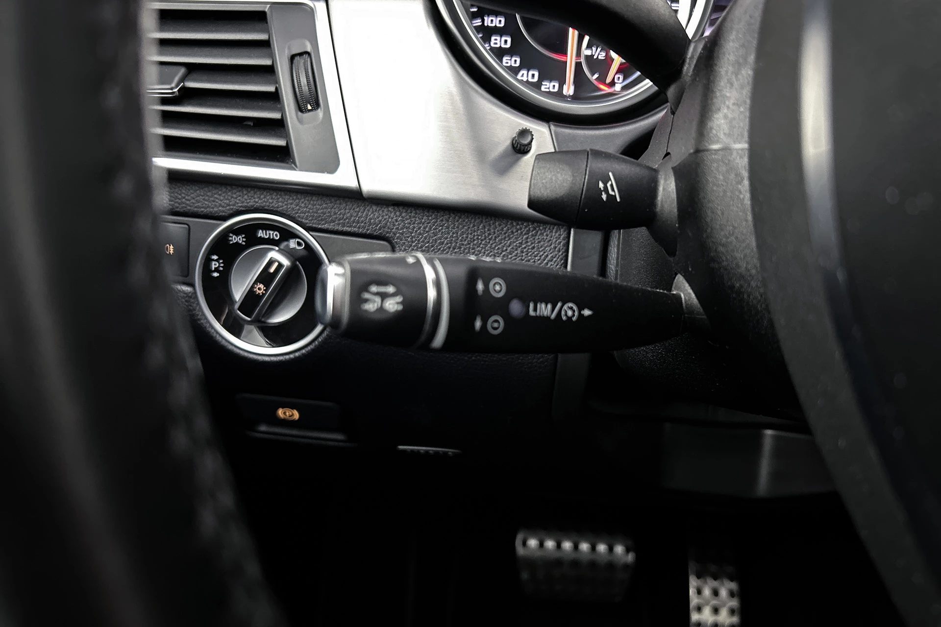 Hoofdafbeelding Mercedes-Benz M-Klasse