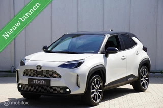 Toyota Yaris Cross 1.5 Hybrid GR Sport HUD Krijtgrijze lak